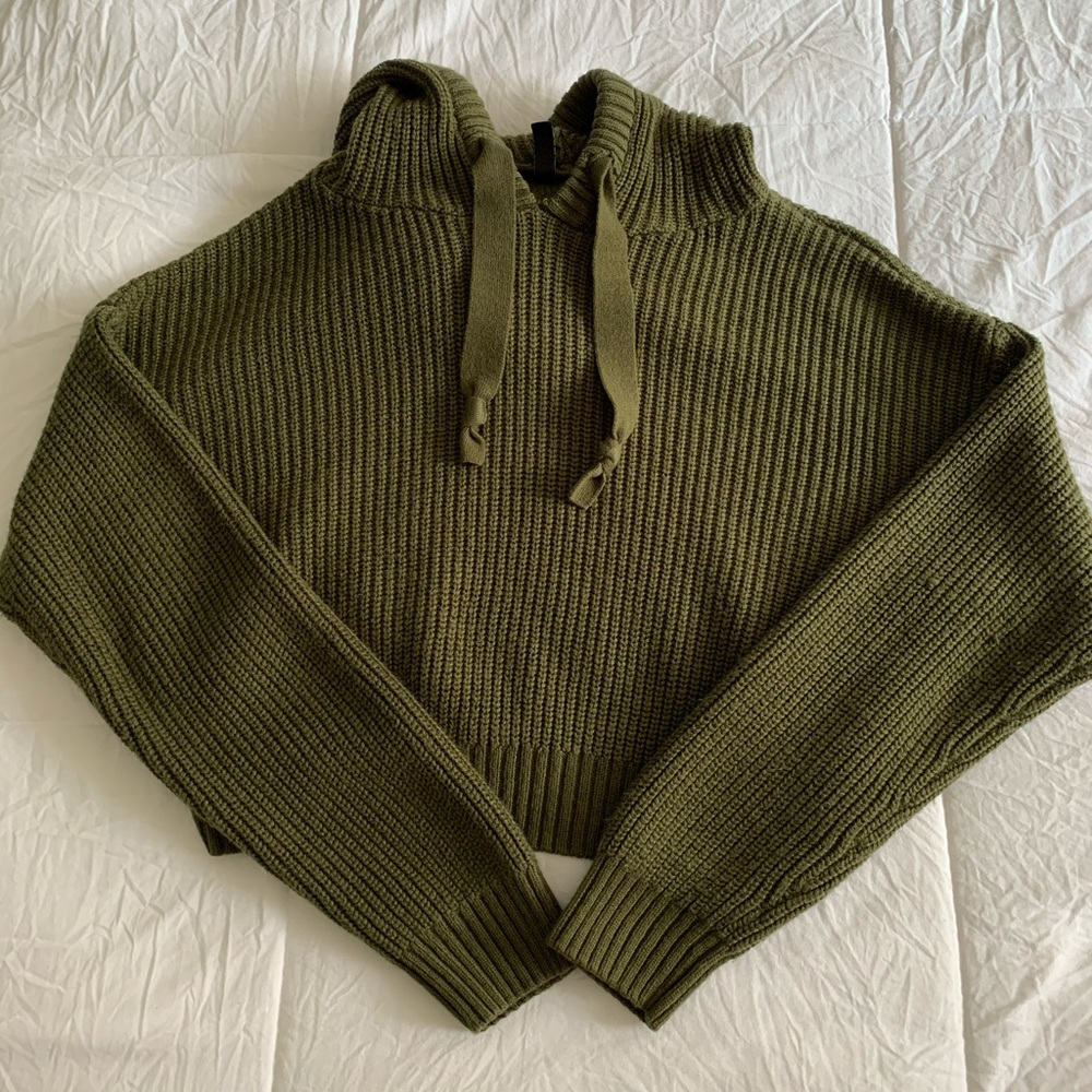 Hooded Sweater
